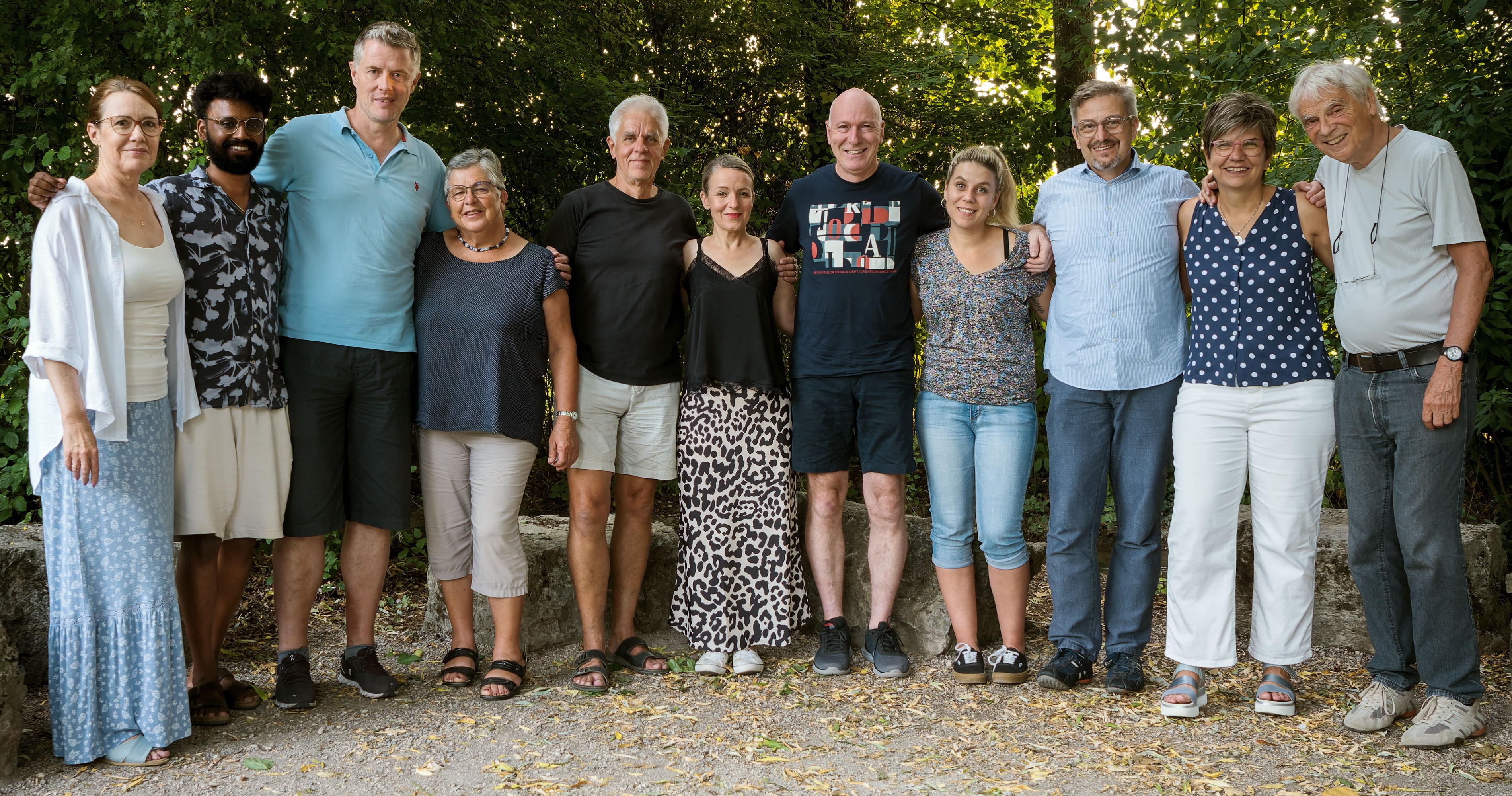 Ensemlbe von «Bsuechszyt» Das vollständige Ensemble von «Bsuechszyt» am ersten Probenabend Ende August 2025.